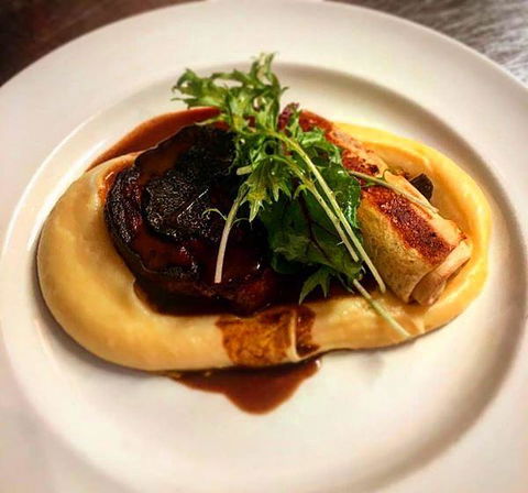 The Trustee Bar & Bistro - Southport Accommodation 8