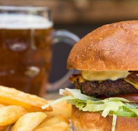 Waroona Hotel - Southport Accommodation