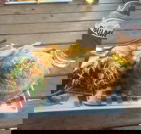 Noble Falls Tavern - Accommodation Southport