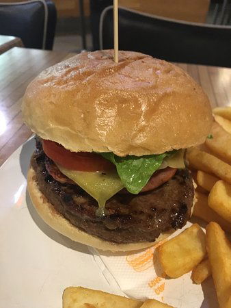 Burger Edge - Southport Accommodation 0