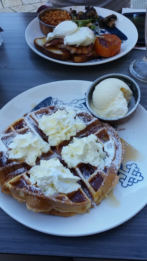 Cafe Royal - Southport Accommodation 2