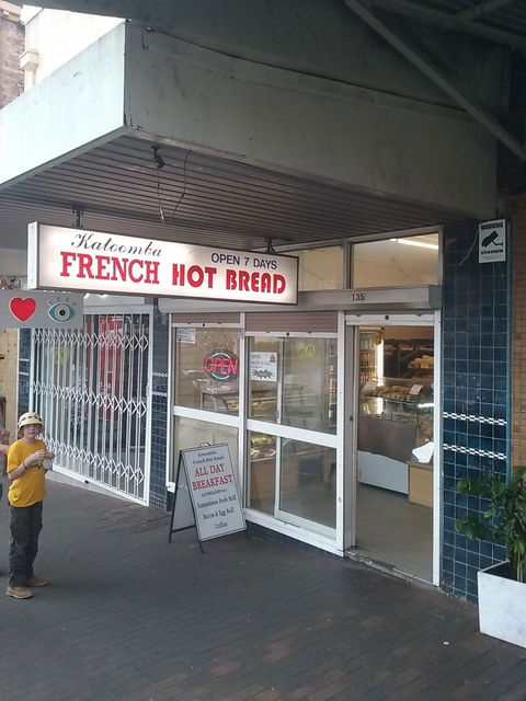 Esperance French Hot Bread - Southport Accommodation 1