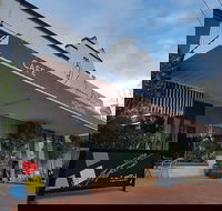 Jeanne d'Moore - Accommodation Southport