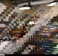 JT's Coffee Barn - Southport Accommodation