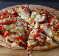 The Cellar Door Cafe - Southport Accommodation