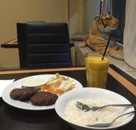 Top Shopz Curry Corner - Accommodation Southport