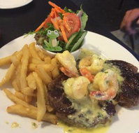 Aldinga Pub - Accommodation Southport