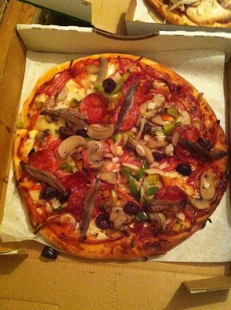 Karrara Pizza - Southport Accommodation 0