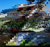 The Uraidla Hotel - Southport Accommodation