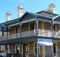 EATGrays Inn Mt Barker - Accommodation Southport