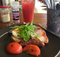 Mamma Lous - Southport Accommodation