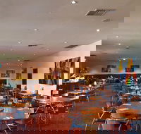 Vegas Restaurant - Southport Accommodation