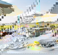 Upstairs at Hollick - Southport Accommodation