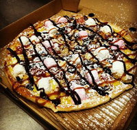 Creative Pizza - Accommodation Southport