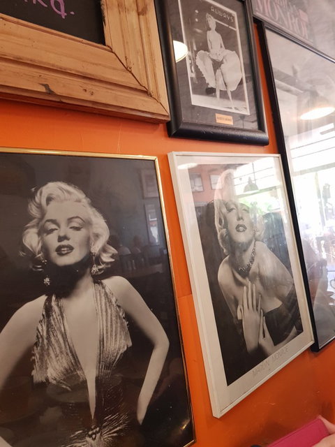 A Cafe Etc - Southport Accommodation 2