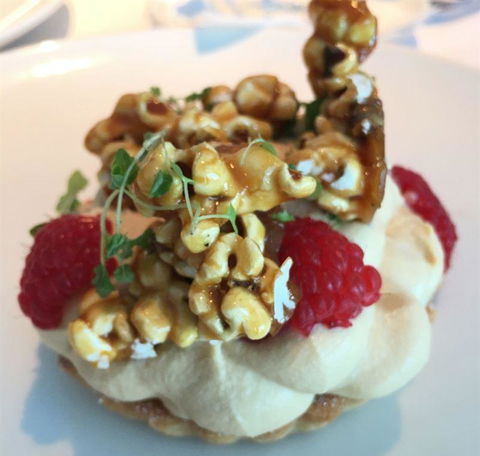 Tallwood Eatery - Southport Accommodation 7