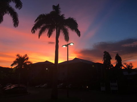 Blue Moon Grill - Southport Accommodation 0