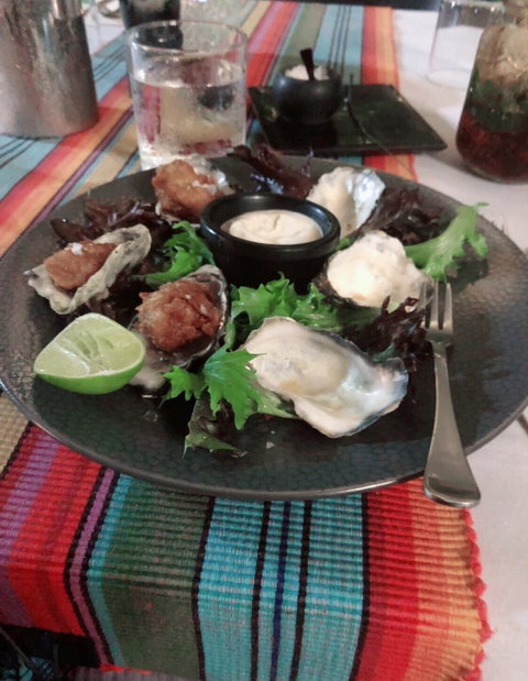 Blue Moon Grill - Southport Accommodation 3