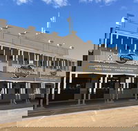 Outback Pioneers - Southport Accommodation