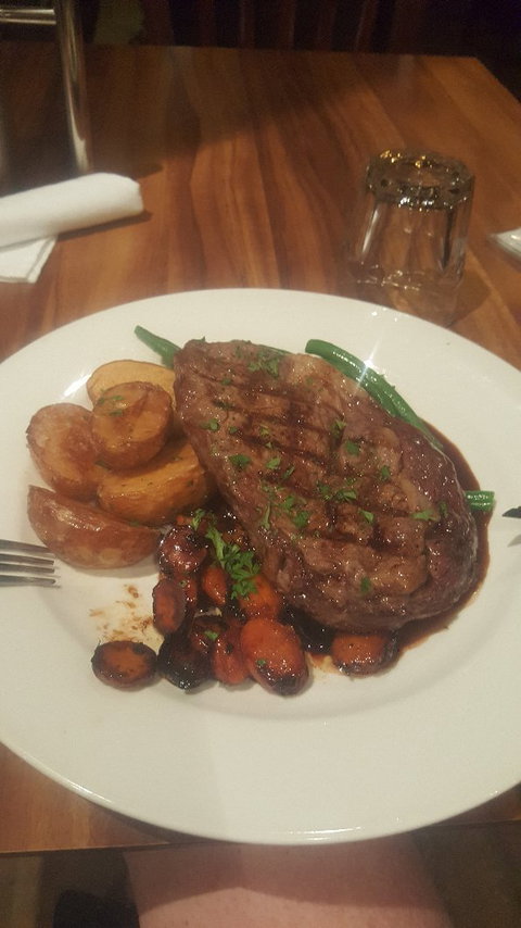 The Town House Restaurant - Southport Accommodation 2