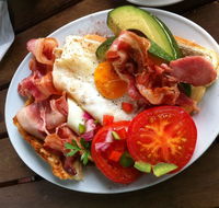 Colours of San Cris - Southport Accommodation