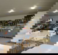 Duo Bakery  Cafe - Southport Accommodation