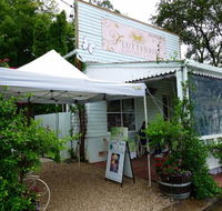 Flutterbies Cottage Cafe - Southport Accommodation