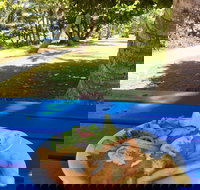 Kokonut Grove Cafe - Southport Accommodation