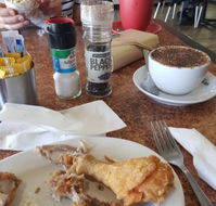 La Famille Cafe  Bakery - Accommodation Southport