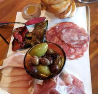 Bomba - Southport Accommodation