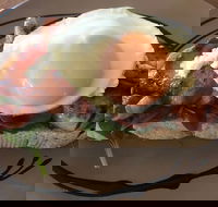 Hello Birdie - Accommodation Southport