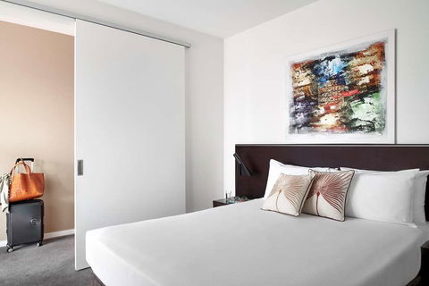 Punthill Williamstown - Southport Accommodation 13