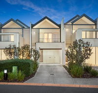 Quest Sanctuary Lakes - Southport Accommodation