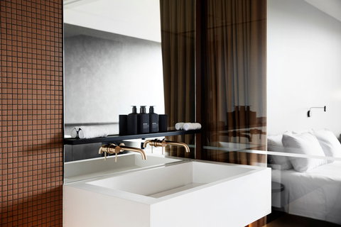 Jackalope Hotel - Accommodation Southport 0