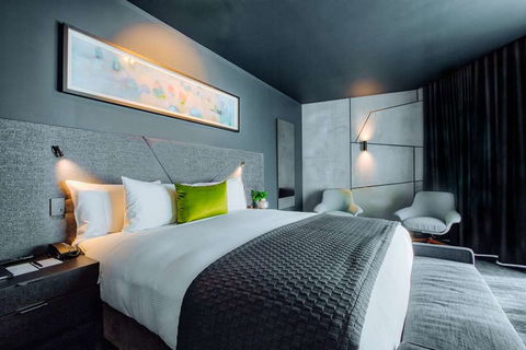 Eatons Hill Hotel - Southport Accommodation 6