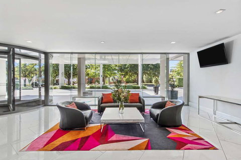 Adina Serviced Apts Canberra Dickson - Accommodation Southport 3