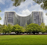 Astra Canberra Manhattan - Southport Accommodation