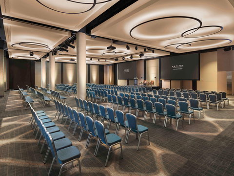 Sofitel Sydney Darling Harbour - Accommodation Southport 8