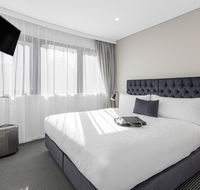 Meriton Suites Kent Street - Southport Accommodation