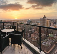 Meriton Suites Pitt Street - Southport Accommodation