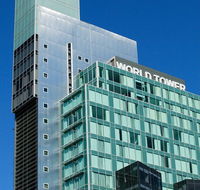Meriton Suites World Tower - Southport Accommodation