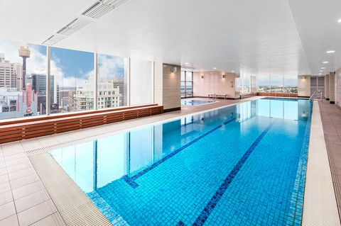 Meriton Suites World Tower - Southport Accommodation 3