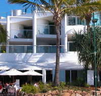 On The Beach - Southport Accommodation