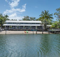 Caribbean Noosa - Southport Accommodation