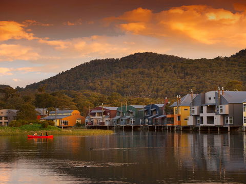 Novotel Lake Crackenback Resort & Spa - Southport Accommodation 0