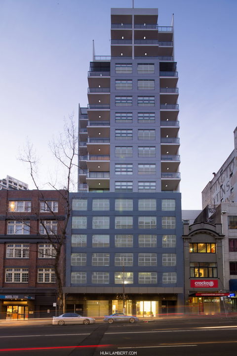 Zara Tower Serviced Apartments - Southport Accommodation 0