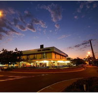 Isa Hotel - Southport Accommodation