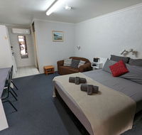 Abajaz Motor Inn - Southport Accommodation