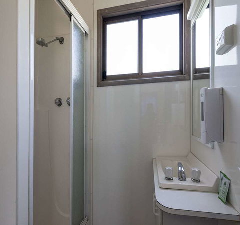 BIG4 Albury Tourist Park - Southport Accommodation 1