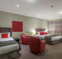 Platinum International - Accommodation Southport